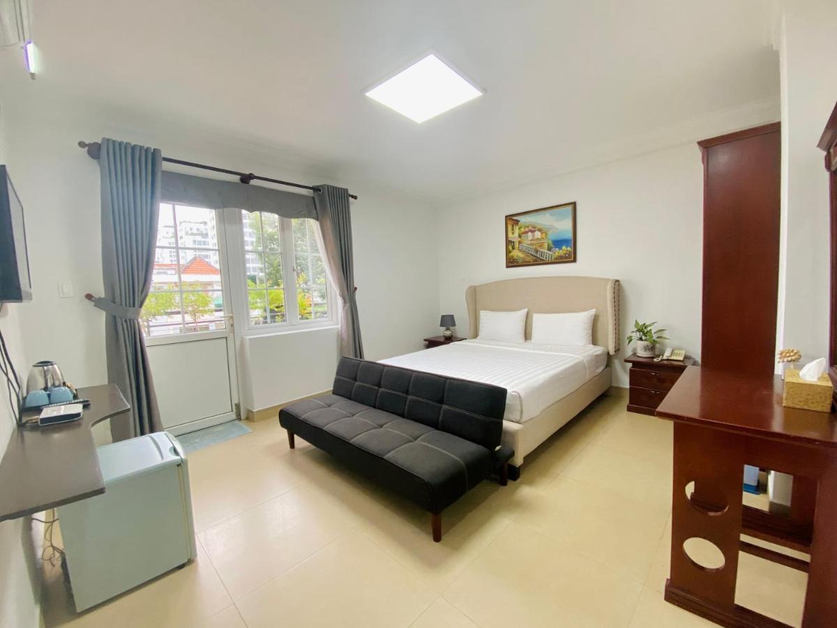 Lila Hotel & Apartments Хошимин Экстерьер фото
